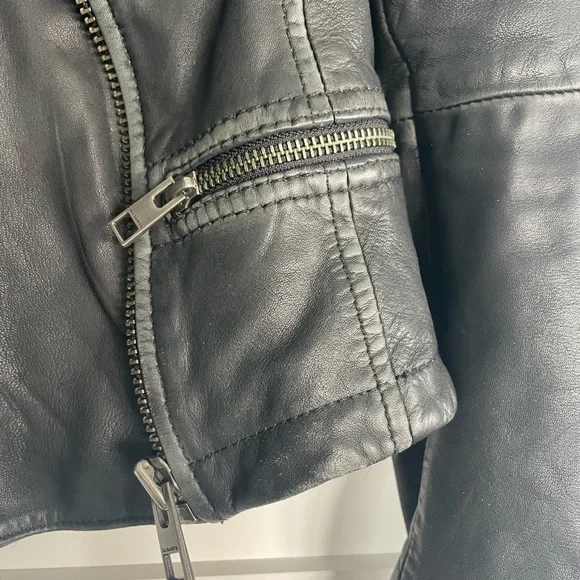 All Saints Cargo Black Leather Motorcycle Jacket - Picture 11 of 16